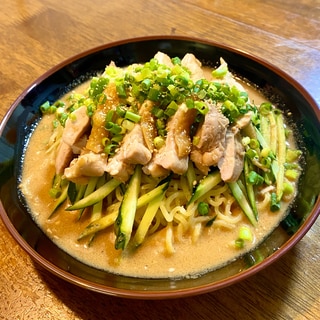 時短❗️レンジ蒸し鶏のごまだれ冷やし中華